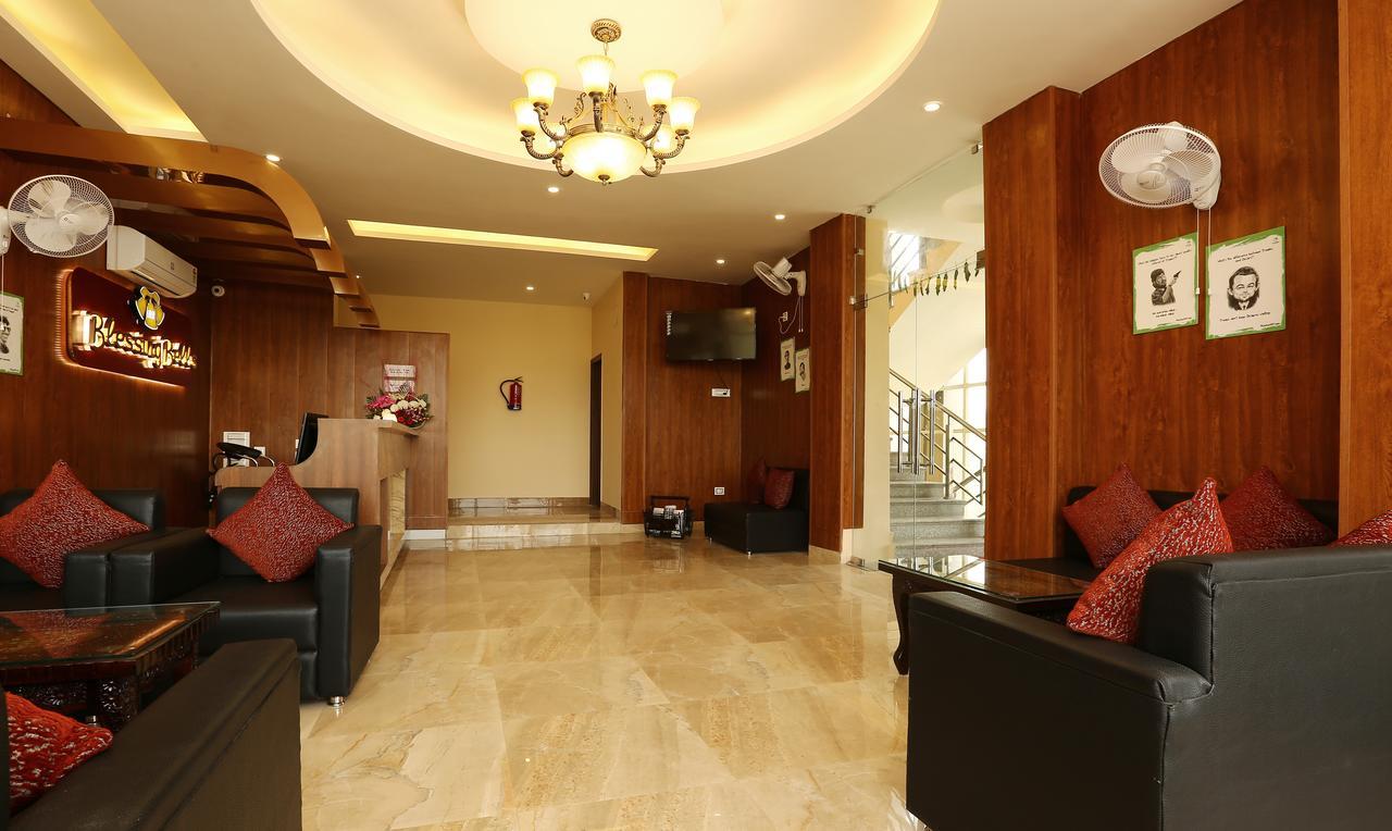 Treebo Blessing Bells Hotel Dehradun Ngoại thất bức ảnh