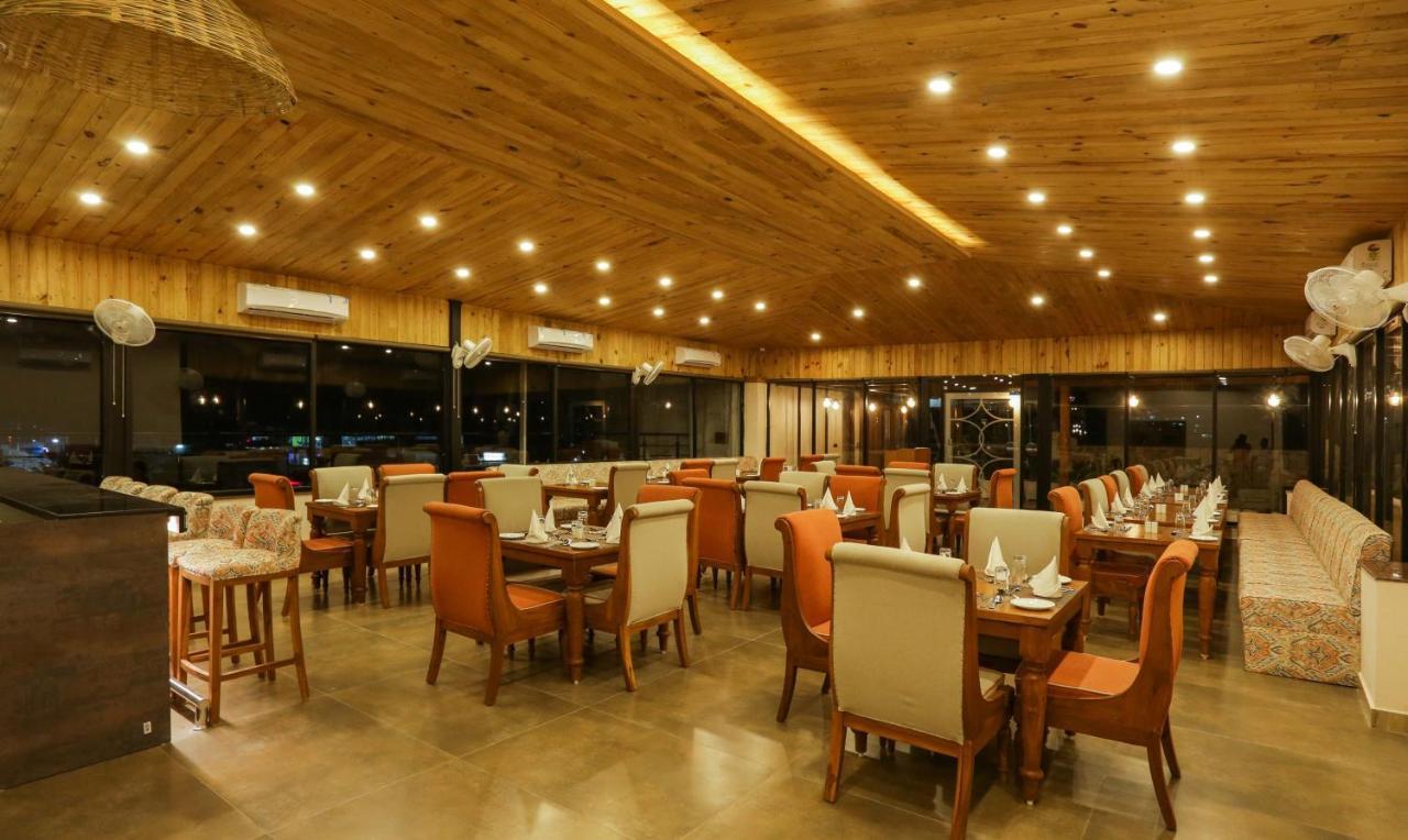 Treebo Blessing Bells Hotel Dehradun Ngoại thất bức ảnh