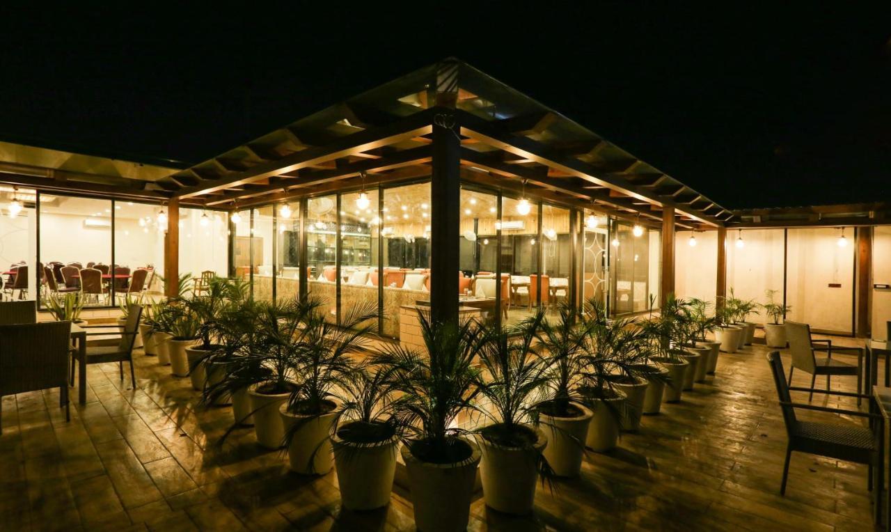Treebo Blessing Bells Hotel Dehradun Ngoại thất bức ảnh