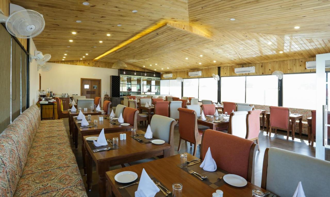 Treebo Blessing Bells Hotel Dehradun Ngoại thất bức ảnh