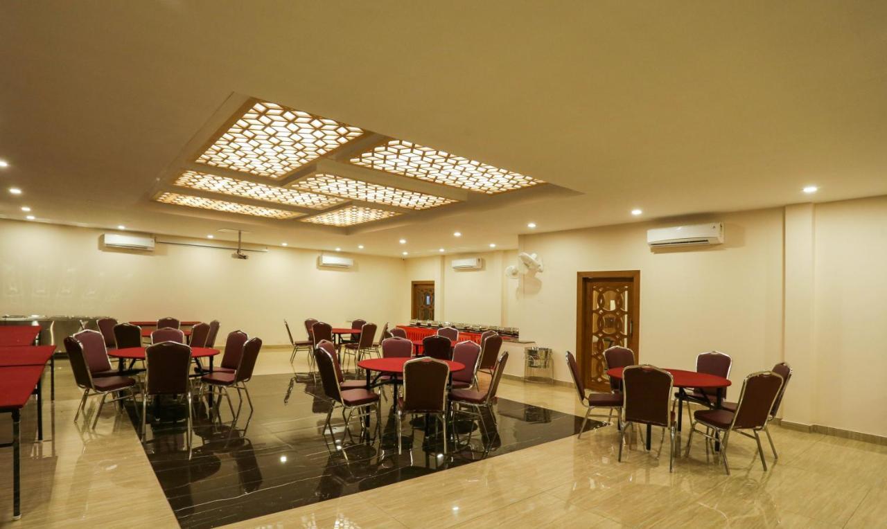 Treebo Blessing Bells Hotel Dehradun Ngoại thất bức ảnh