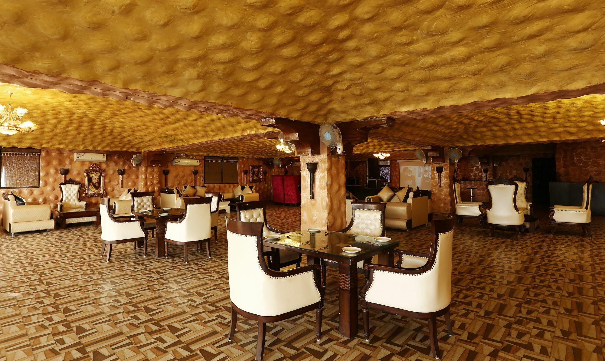 Treebo Blessing Bells Hotel Dehradun Ngoại thất bức ảnh
